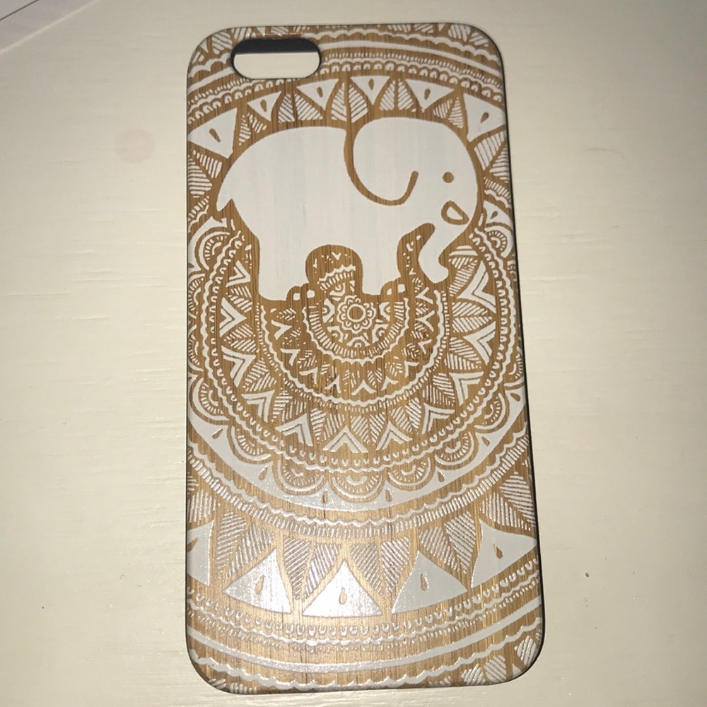 Ivory Ella Wooden Mandala iPhone 6 Case